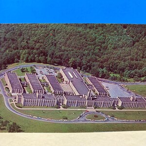 Cartão postal da Milton Hershey High School