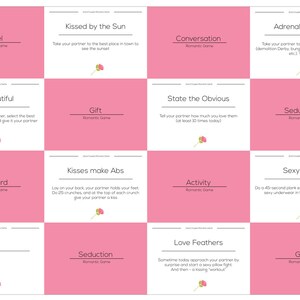 Puede incluir: Un conjunto de diecis&eacute;is tarjetas rosas y blancas con propuestas de juegos rom&aacute;nticos. Cada tarjeta tiene un t&iacute;tulo, como "Viaje" o "Conversaci&oacute;n", e instrucciones. Un peque&ntilde;o gr&aacute;fico floral est&aacute; en la esquina inferior derecha de cada tarjeta.