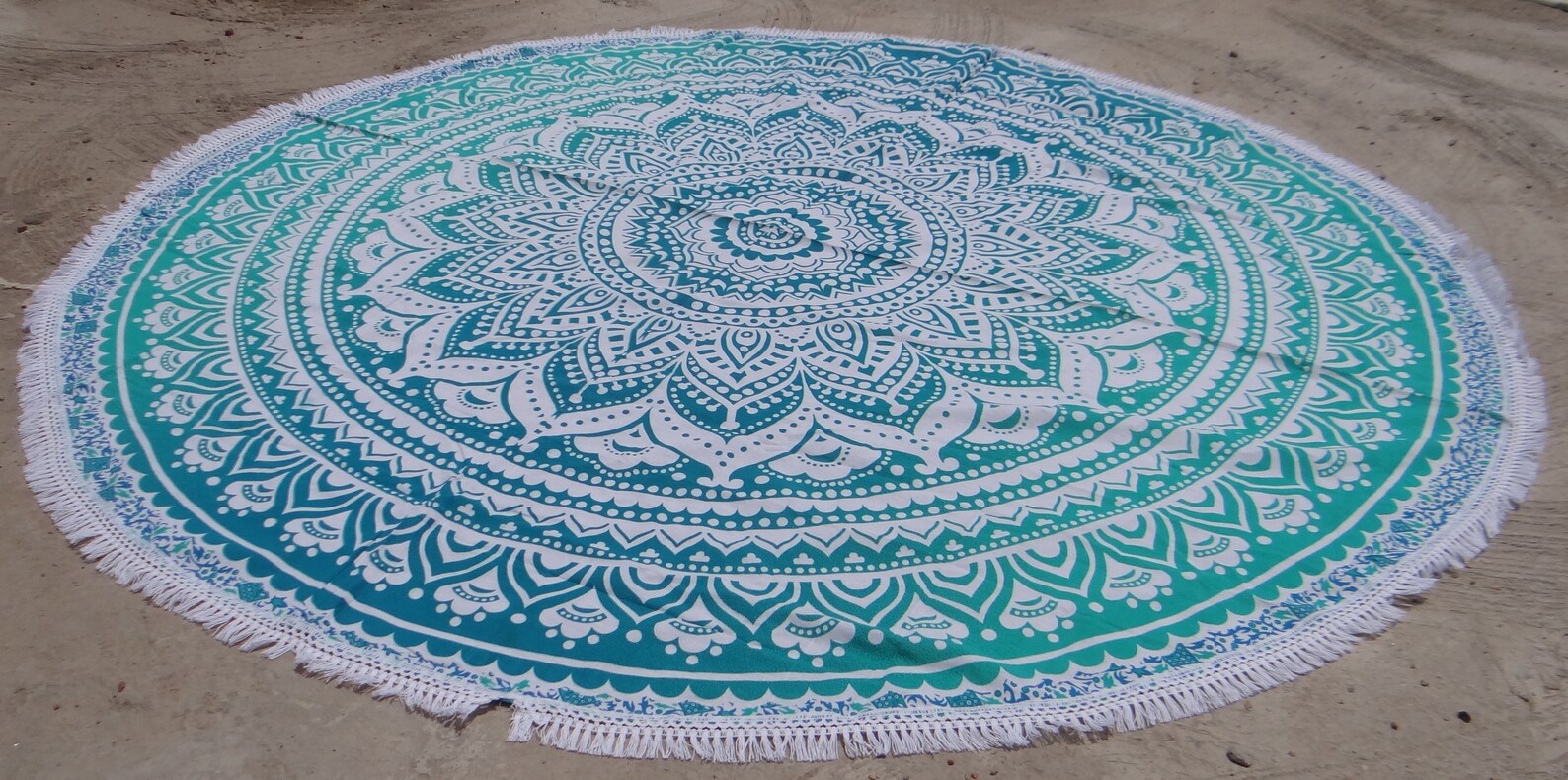 ROUND TOWEL WITH FRINGE GONE COAST