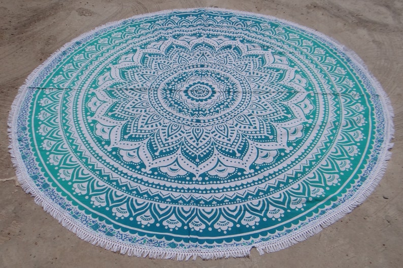 ROUND TOWEL WITH FRINGE GONE COAST