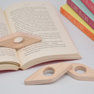 Book Page Holder, Thumb Page Holder, Book Accessory, Gift for Book Lover, Bookmark, Free Shipping