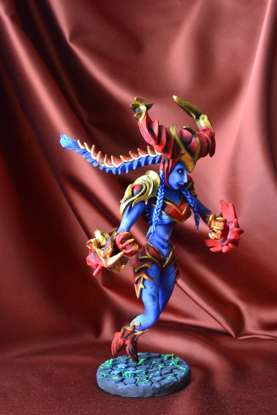 League of Legends Shyvana the half-dragon LOL Figurine | Etsy