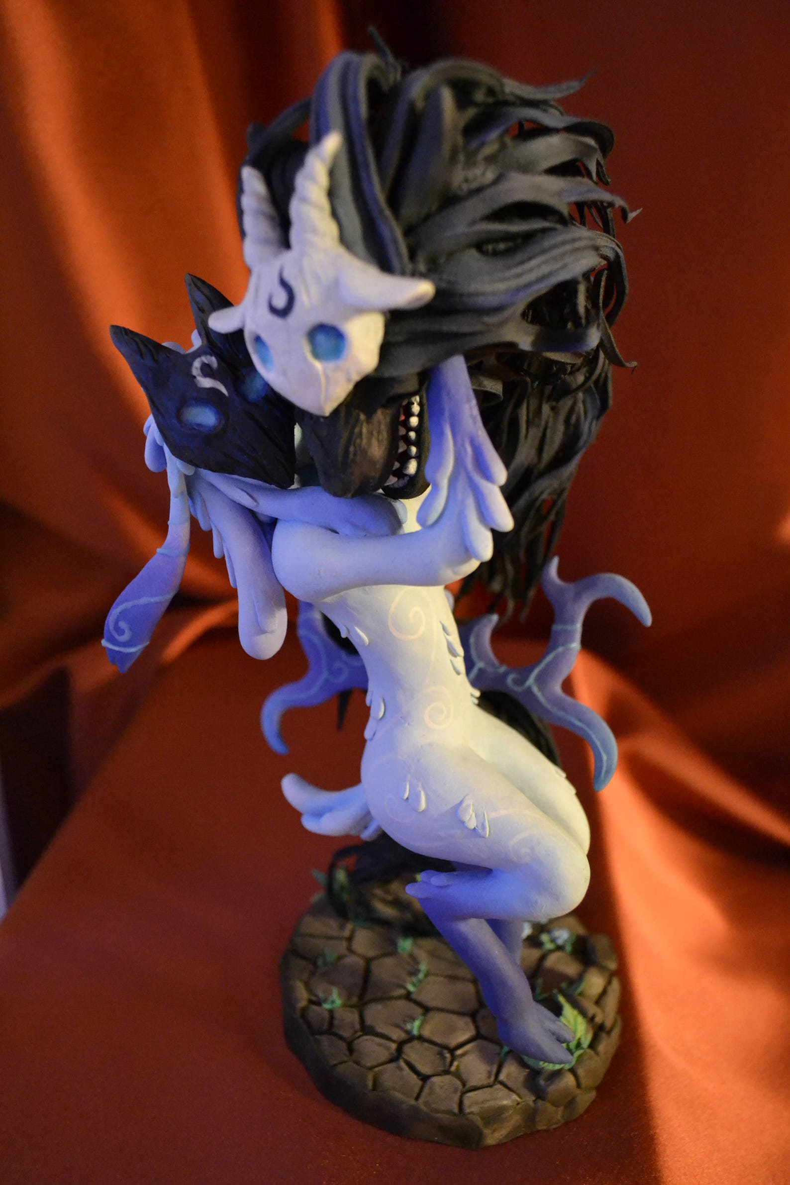 League of Legends Kindred lamb and wolf LOL Figurine Statuette | Etsy