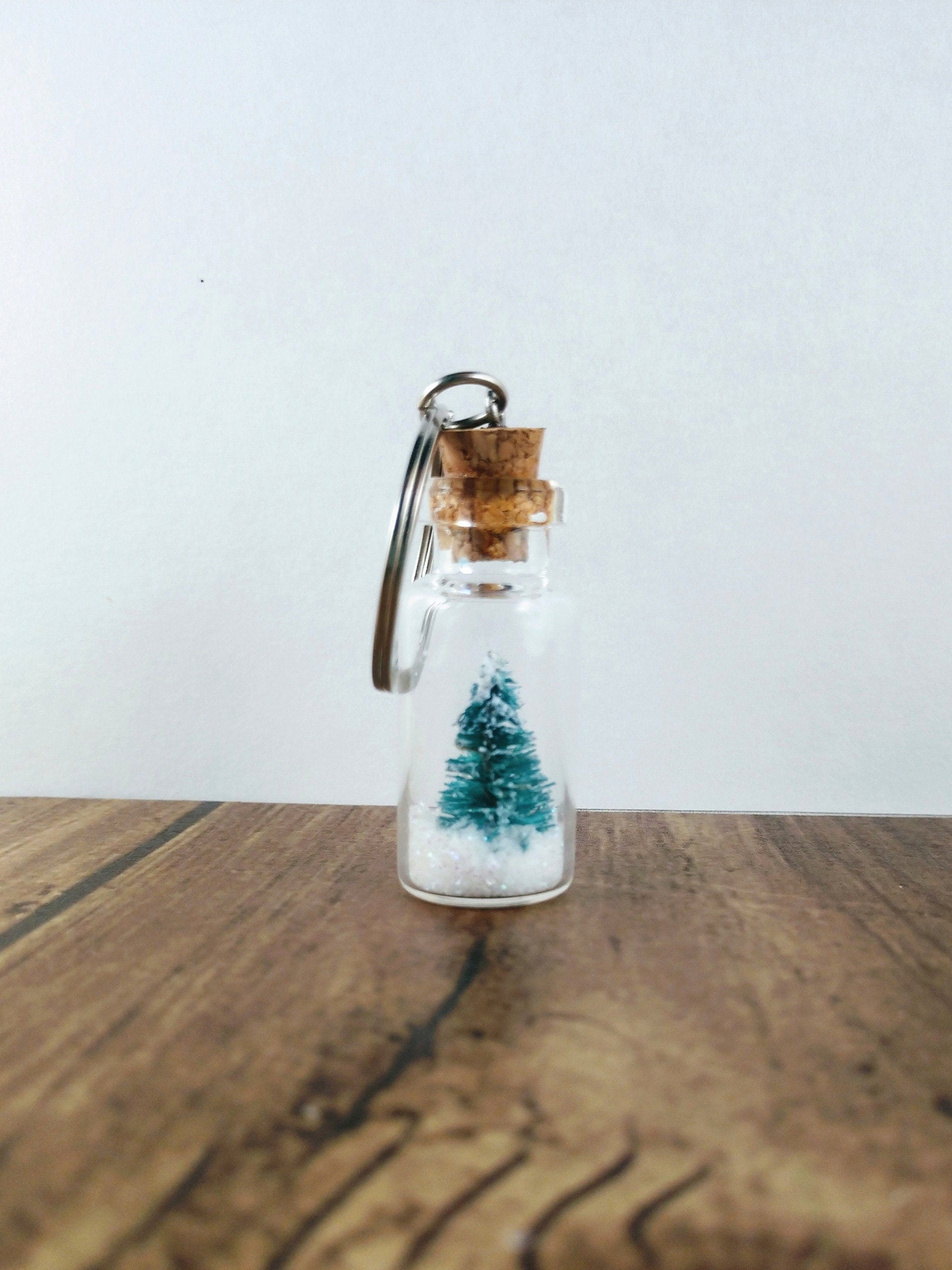Christmas Keychain Snow Globe Keychain Winter Accessories Etsy