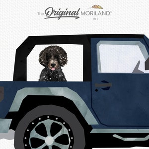 Oldtimer met hondenprint, doodle hond in klassieke SUV muurkunst, huisdier afdrukbare poster, huisdier herdenkingscadeau, huisdier portret | MORILAND®
