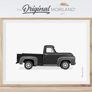 Pode incluir: Uma ilustração em preto e branco de uma camioneta vintage. A camioneta é vista de lado e tem um fundo branco.