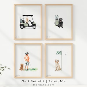Puede incluir: Conjunto de cuatro impresiones enmarcadas en acuarela con temática de golf. Cada impresión presenta un perro con imágenes relacionadas con el golf: un carrito de golf, una bolsa de golf, un niño con un palo de golf y una bandera de golf. Las impresiones están en marcos de madera clara.