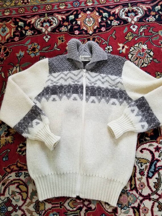 Vintage new zealand wool Gem