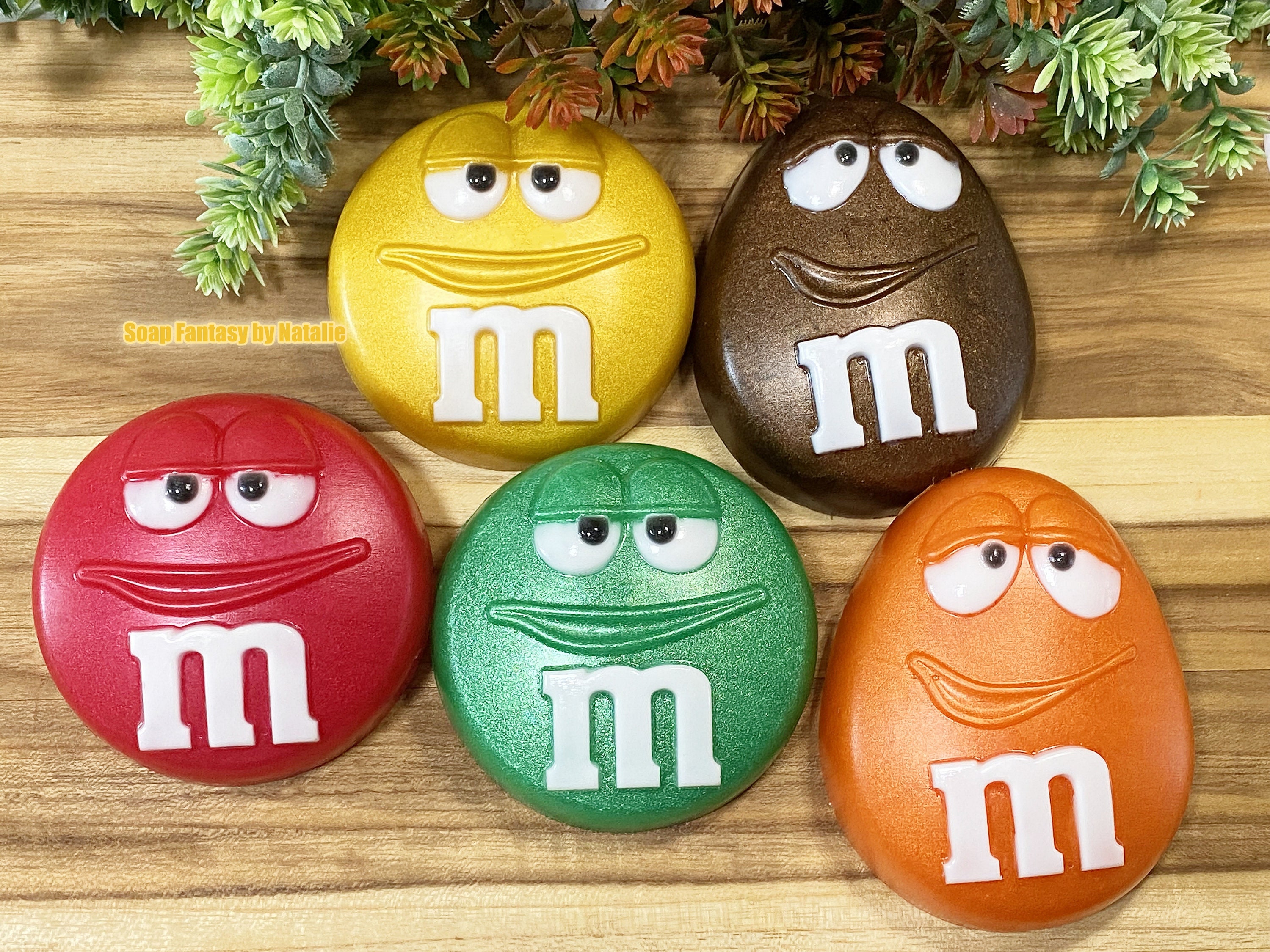 M&M's World Collectible Round Green Candy Purse Zip Closure
