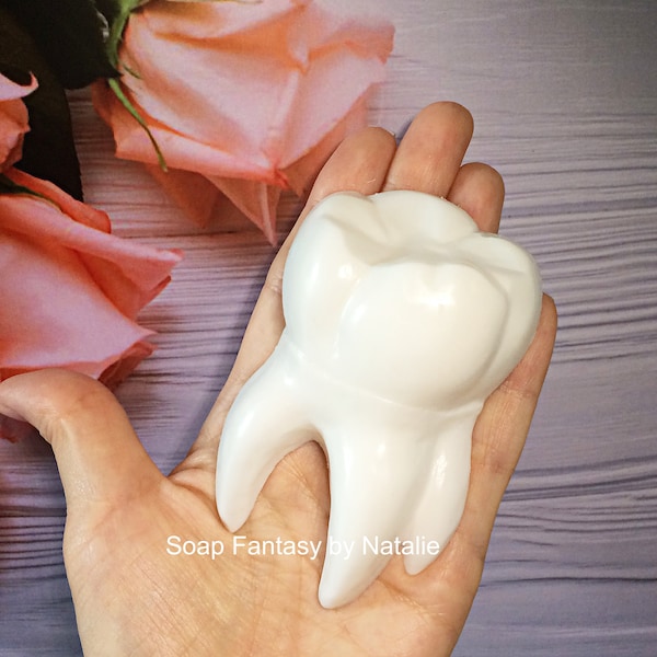 Tooth SoapTooth w/Keychain- Molar Tooth-Dentist Gift-Dental Soap- 3D Soap-False Teeth-Dental Hygienist First Tooth Tooth Soap Favors