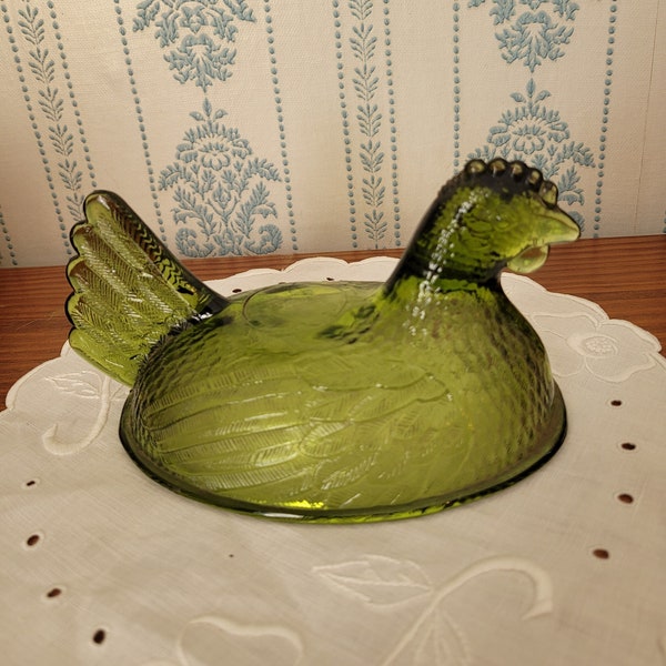 Top to Vintage Indiana Glass Green Hen on Nest