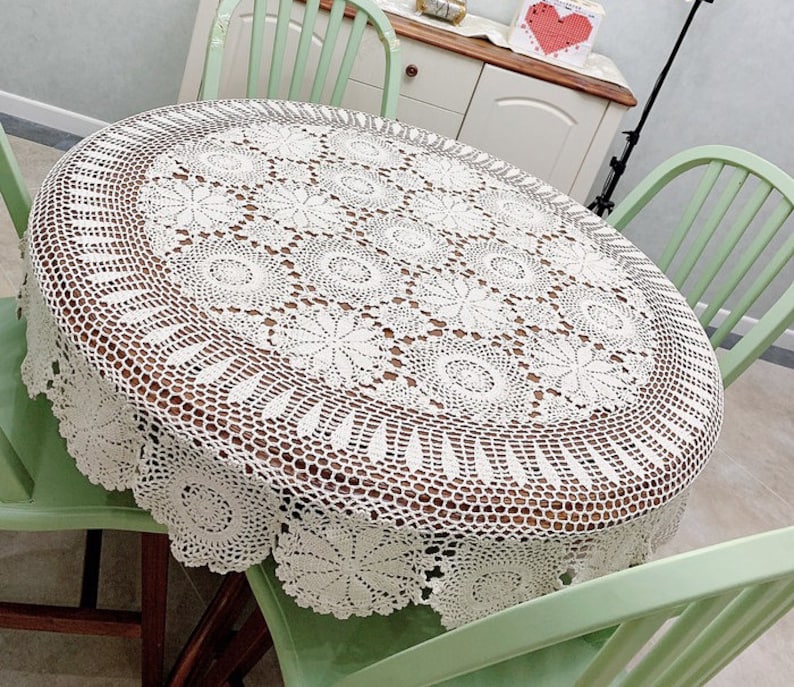 Custom Flower lace tablecloth, Handmade crochet round floral table cloth, Vintage Table linen cover Fabric for home wedding decor zdjęcie 1