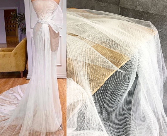 Soft Handfeel White Cotton Organza Tulle Fabric - China White