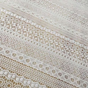 Tissu de dentelle guipure blanche, dentelle de Venise bohème rayonne, robe de mariée de mariée ligne de rayure broderie dentelle de fleurs par mètre image 6