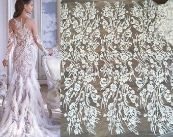 Tessuto di pizzo floreale ricamato bianco avorio, pizzo con paillettes per velo da sposa, pizzo floreale in tulle morbido tagliato su misura