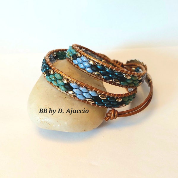 Wrap strap in Superduo beads and adjustable leather. Blue Superduo cuff, Southwest style, boho. Boho leather beaded wrap bracelet.