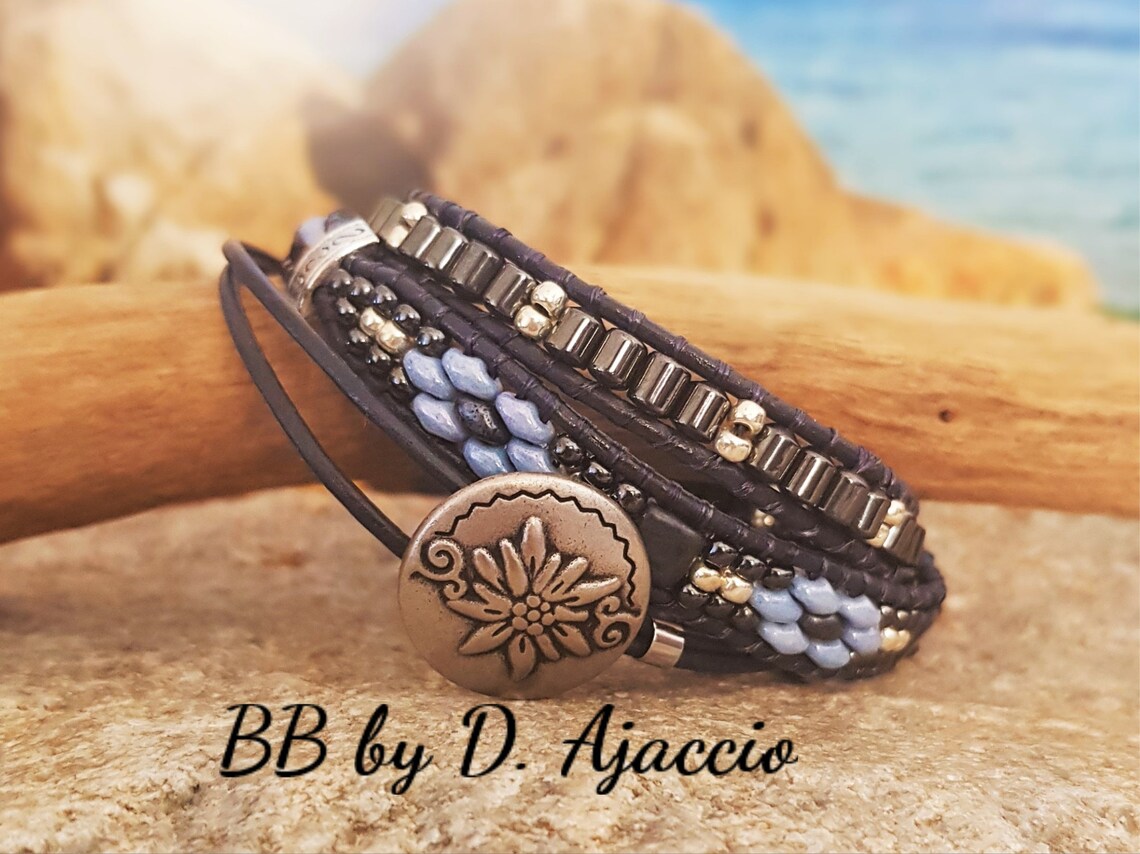 Bracelet Perles Verre Turquoise Et Strass - Modèle W60, état Comme Neuf