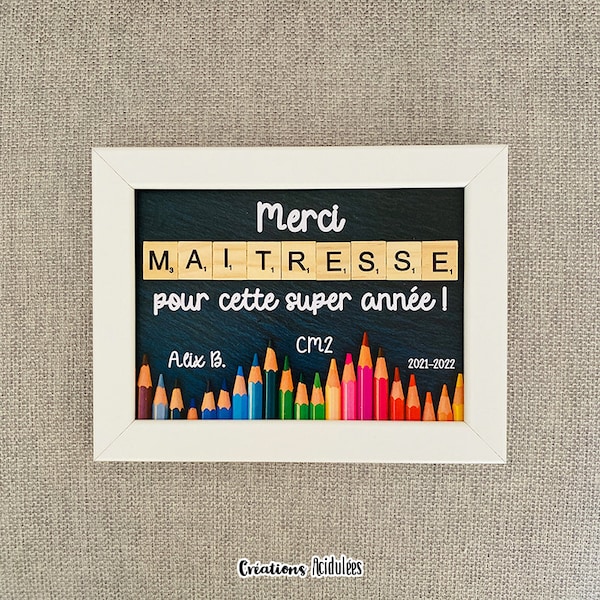 Cadre scrabble personnalisable - Merci maîtresse - cadre blanc/noir