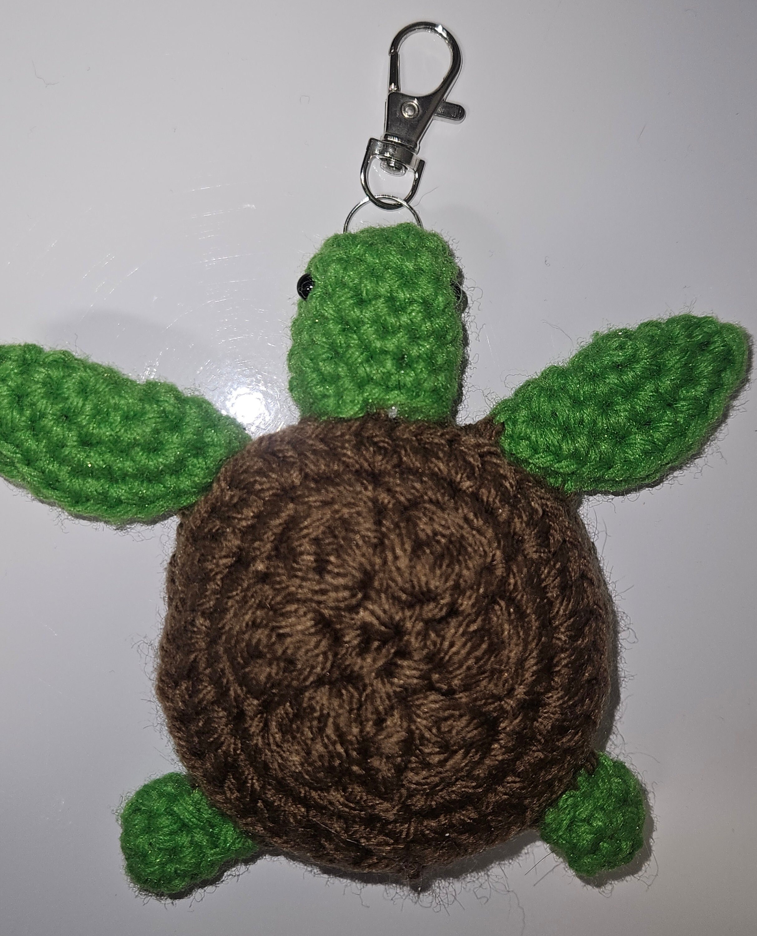 Schema portachiavi tartaruga all'uncinetto / Mini ciondolo amigurumi a forma di animale marino in formato PDF