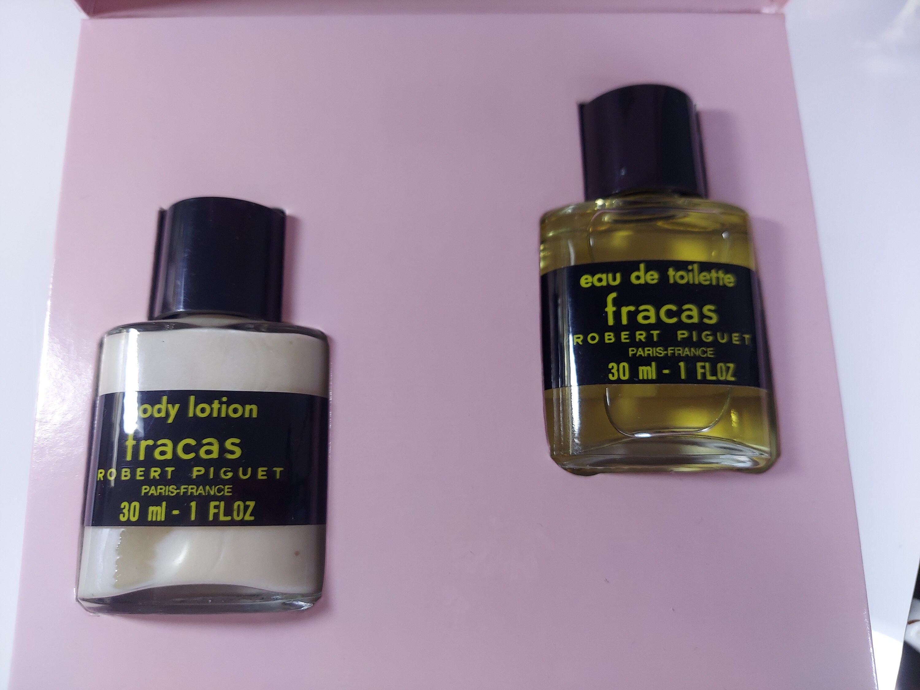 Robert Piguet Fracas Eau De Toilette & Fracas Body Lotion Set