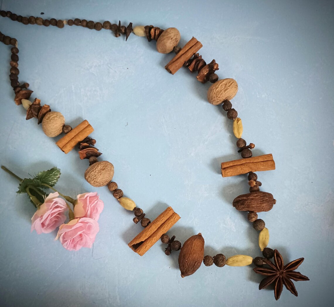 Spice Necklace