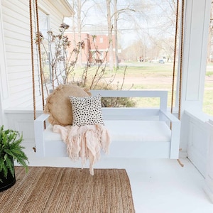 Porch Eiche Schaukel Bett mit Sitzkissen | Holzbettschaukel | Outdoor & Indoor Schaukel mit Juteseil