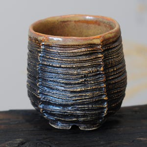Taza Yunomi de cerámica hecha a mano: Cuenco de té japonés de gres wabi sabi