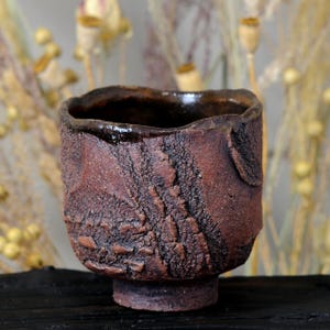 Kurinuki Yunomi: Taza de té y café de cerámica wabi sabi hecha a mano