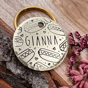Hondenpenning hotdog - Weiner Dog - Foodie - Hondenpenning - Hotdog Hondenpenning - Teckeltag - Huisdieridentificatietag - Gepersonaliseerd - Hondenpenning Voedselthema