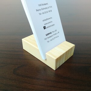 Bamboo Standing Business Card Holder. Wood Business Card Stand. Office Card Display imagem 7