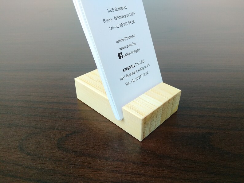 Bamboo Standing Business Card Holder. Wood Business Card Stand. Office Card Display imagem 7