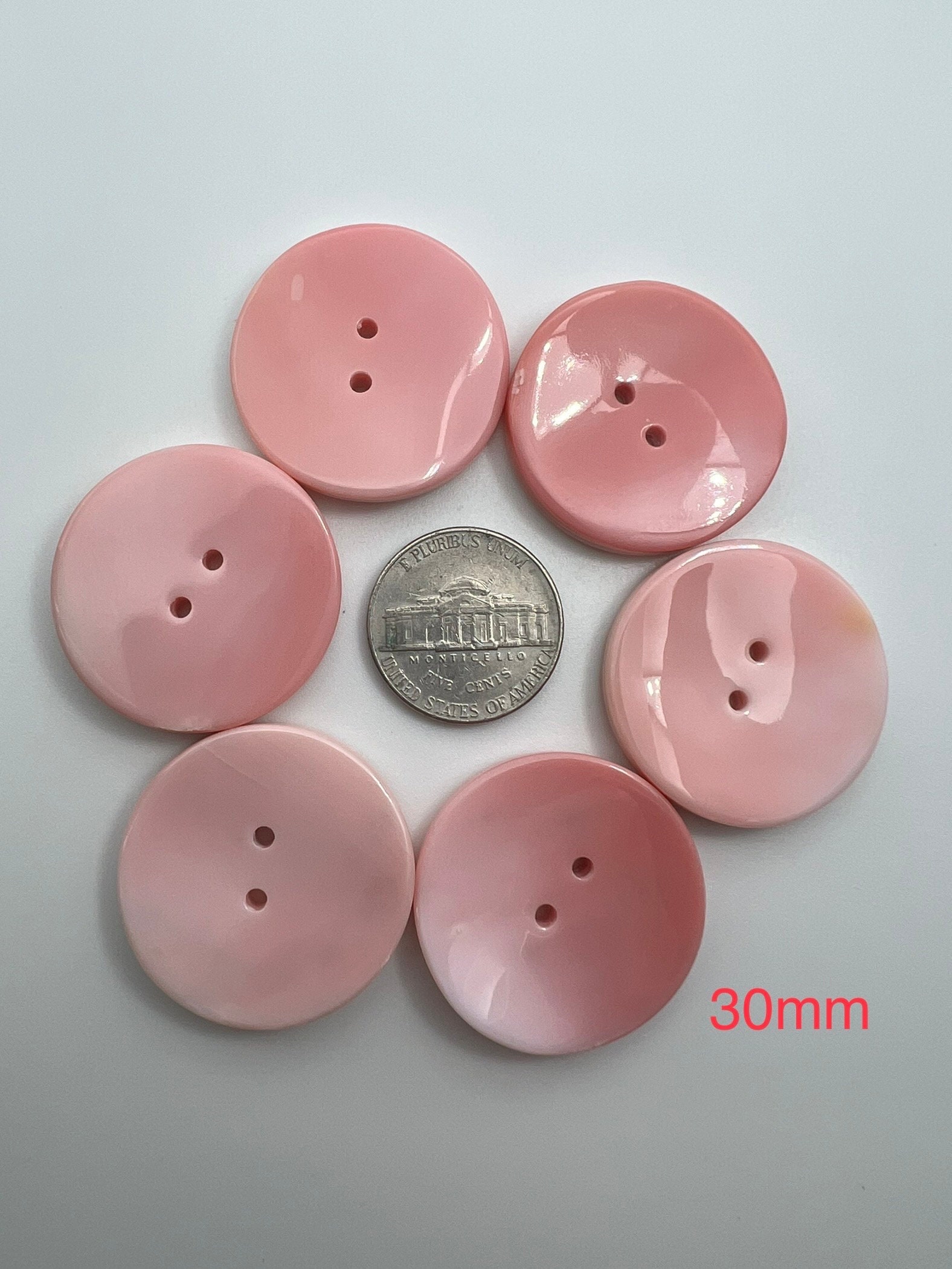 クイーンコンクシェルラウンドボタンペンダント30 mm/40 mm/50 mm 
