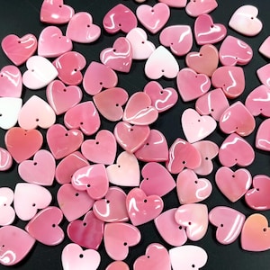 Pink Queen Conch Shell Heart Shape Pendant 20mm～25mm (10pcs/20pcs/50pcs)