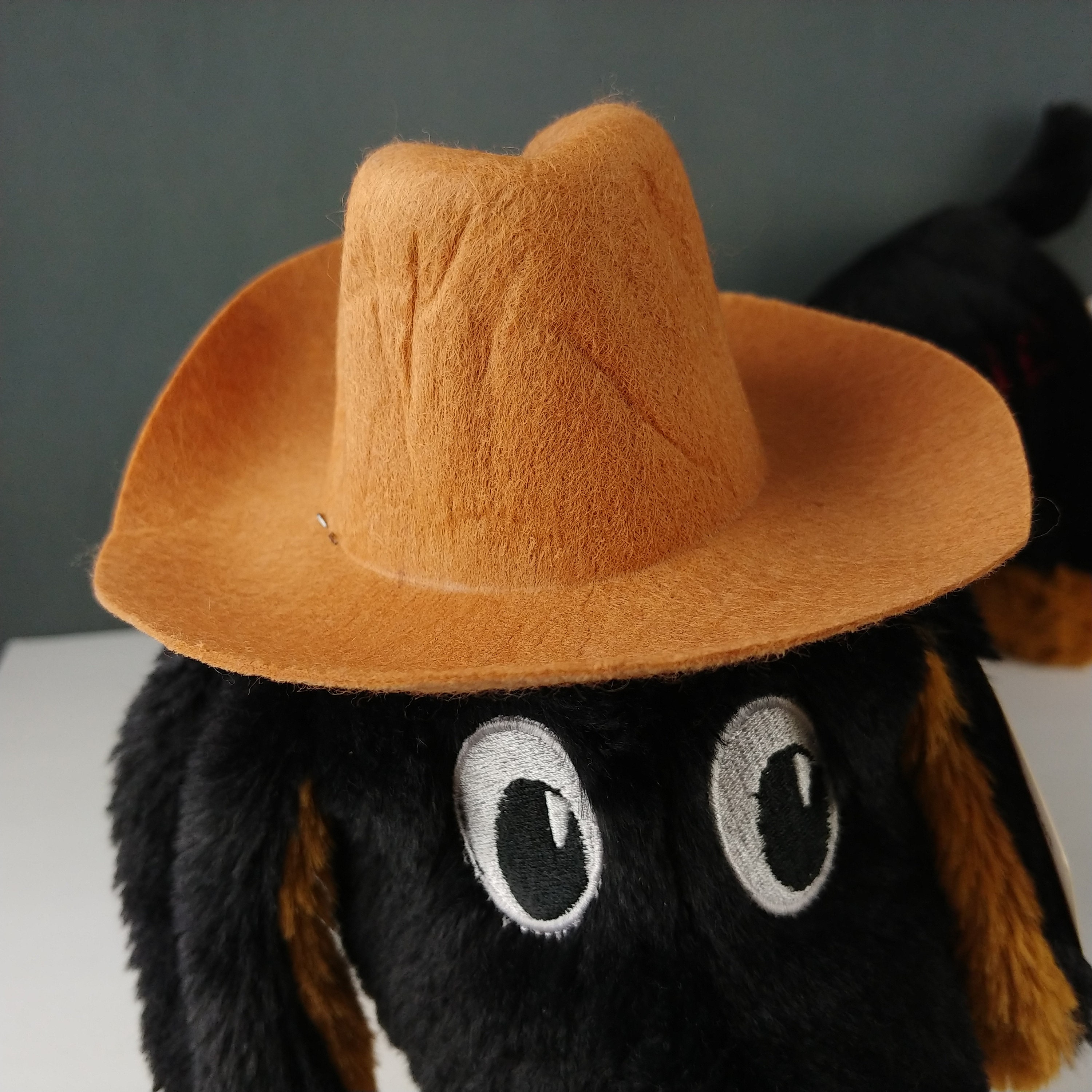 Lot of 6 pc 6 Inch Tan Brown Felt Cowboy Hat Doll