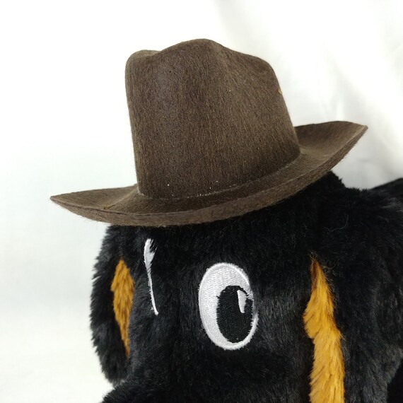 brown felt cowboy hat