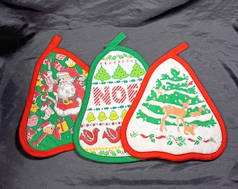 Lot of 3 Vintage Bell Shaped Christmas Pot Holders - Santa, Deer, Noel
