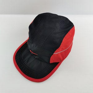 Red nike 2025 hat womens