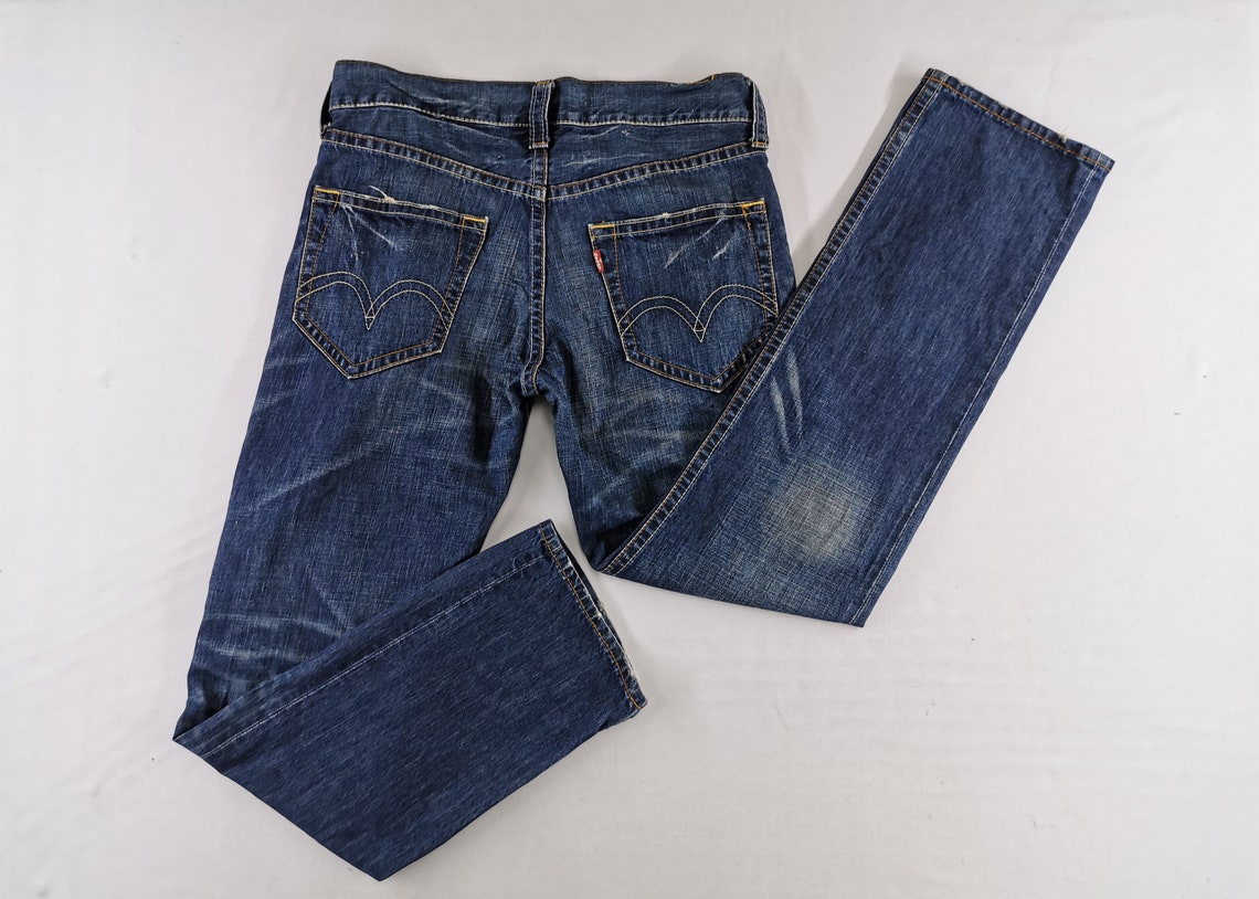 size 33 in levis