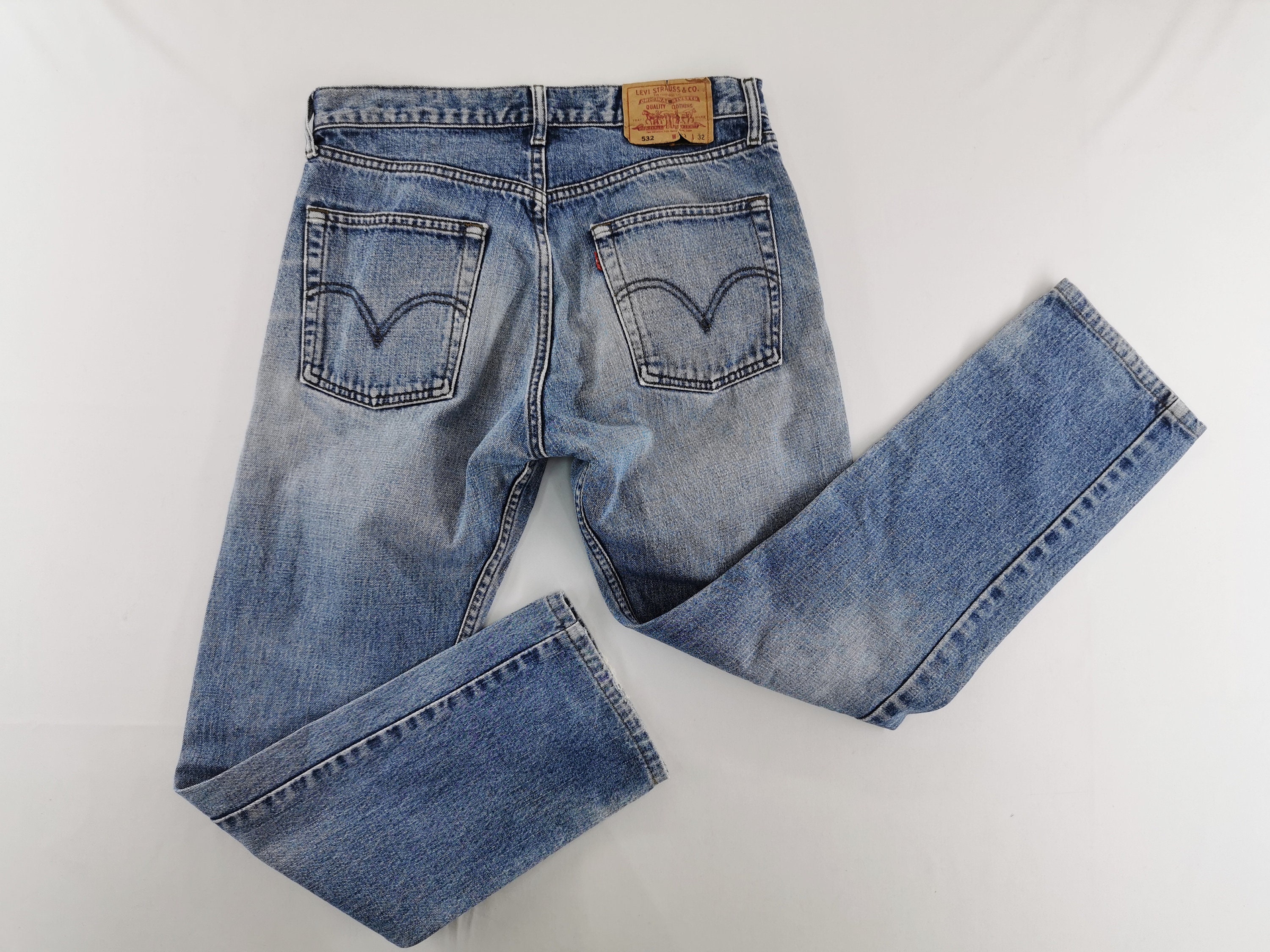 size 33 in levis