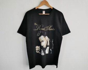 Camiseta Romeo Santos El Rey Romeo Santos Fórmula Vol. 3 Camiseta Talla M
