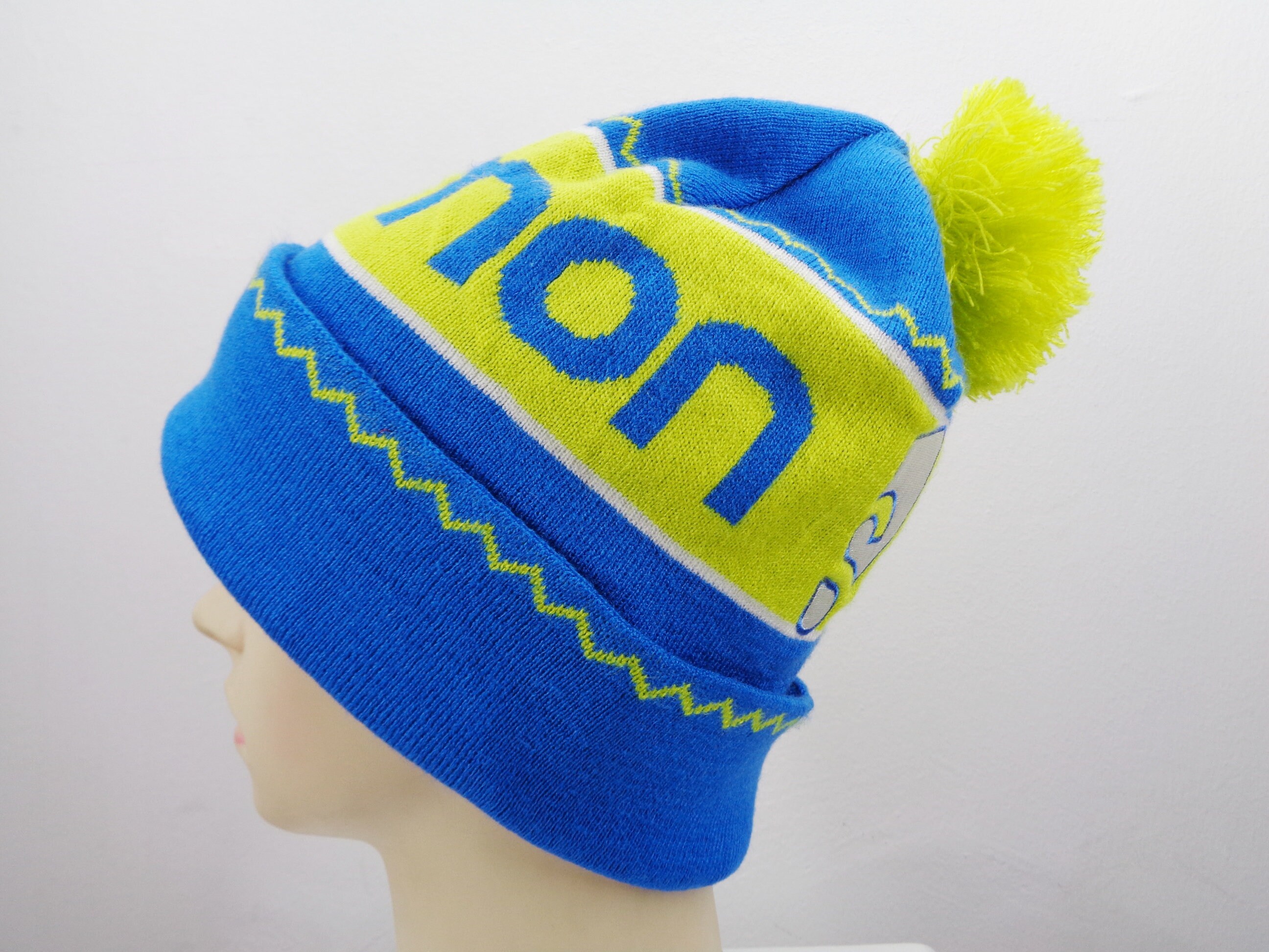 NWOT Vintage Salomon Knit Ski Beanie/ Hat White and Yellow Scalloped Hem RARE! Salomon Beanie Salomon Winter Hat Salomon Spellout Knit  main image 3