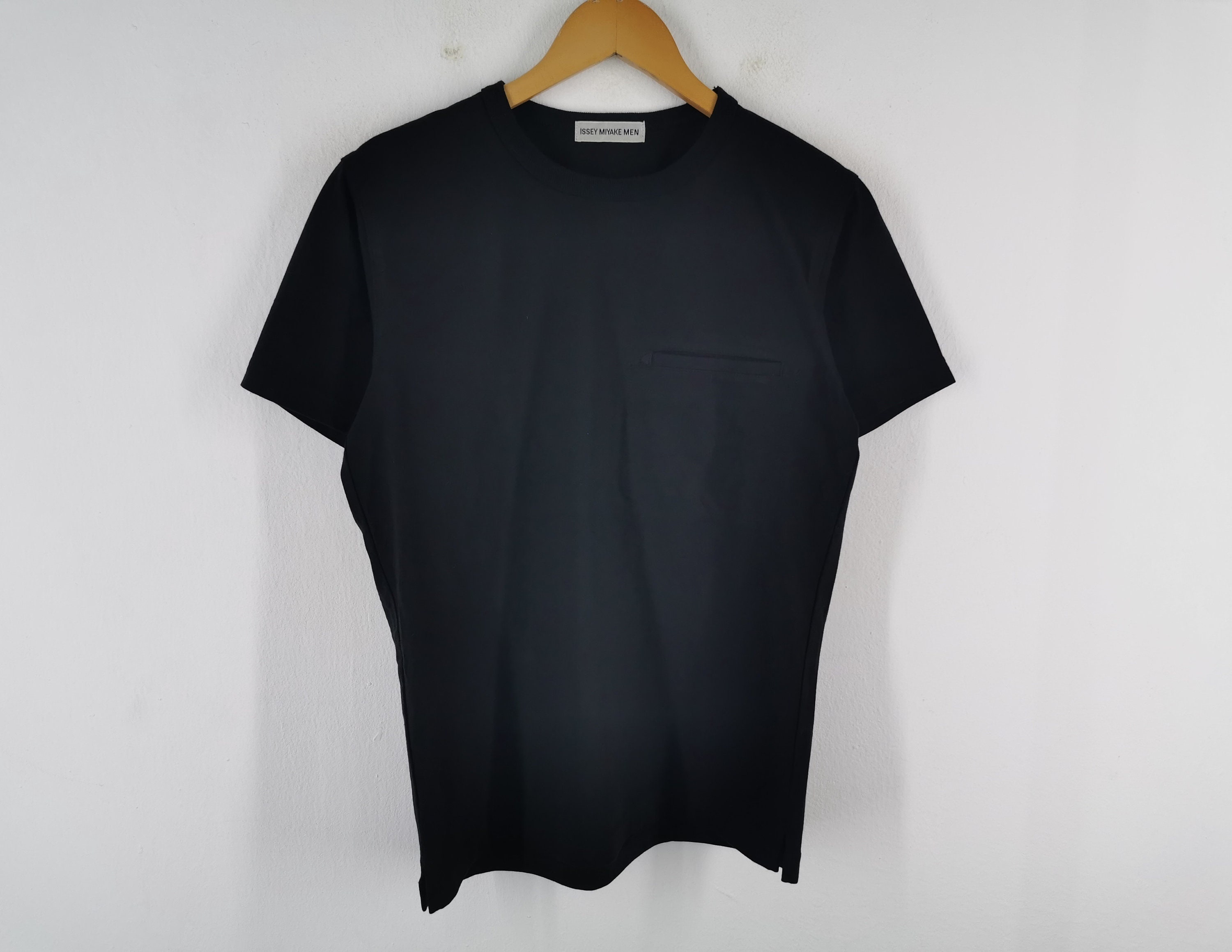 Homme Plissé Issey Miyake Basics T-Shirt