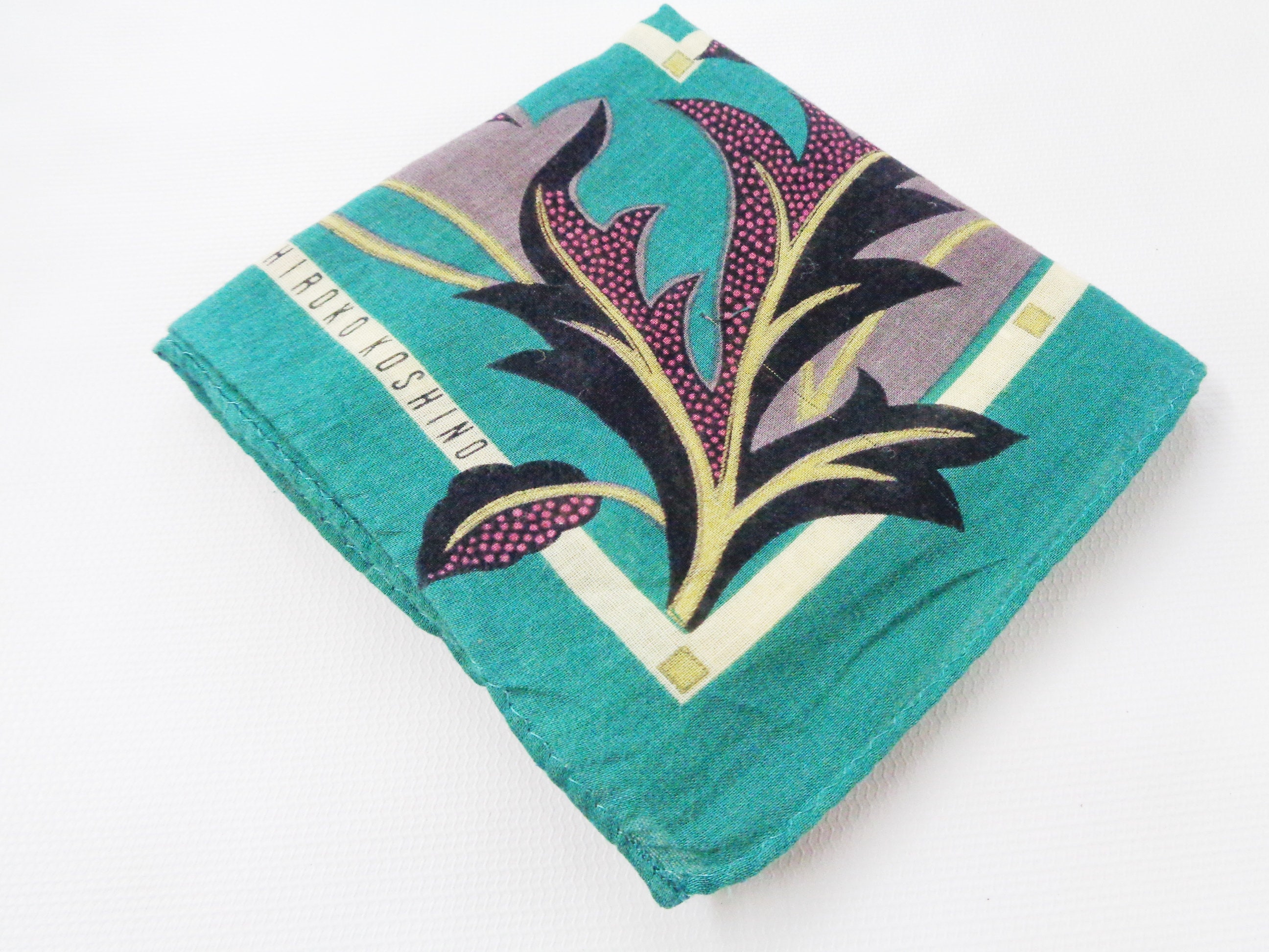 HIROKO KOSHINO vintage 大判スカーフ 84×84 HIROKO KOSHINO vintage 大判スカーフ 84×84 - メルカリ