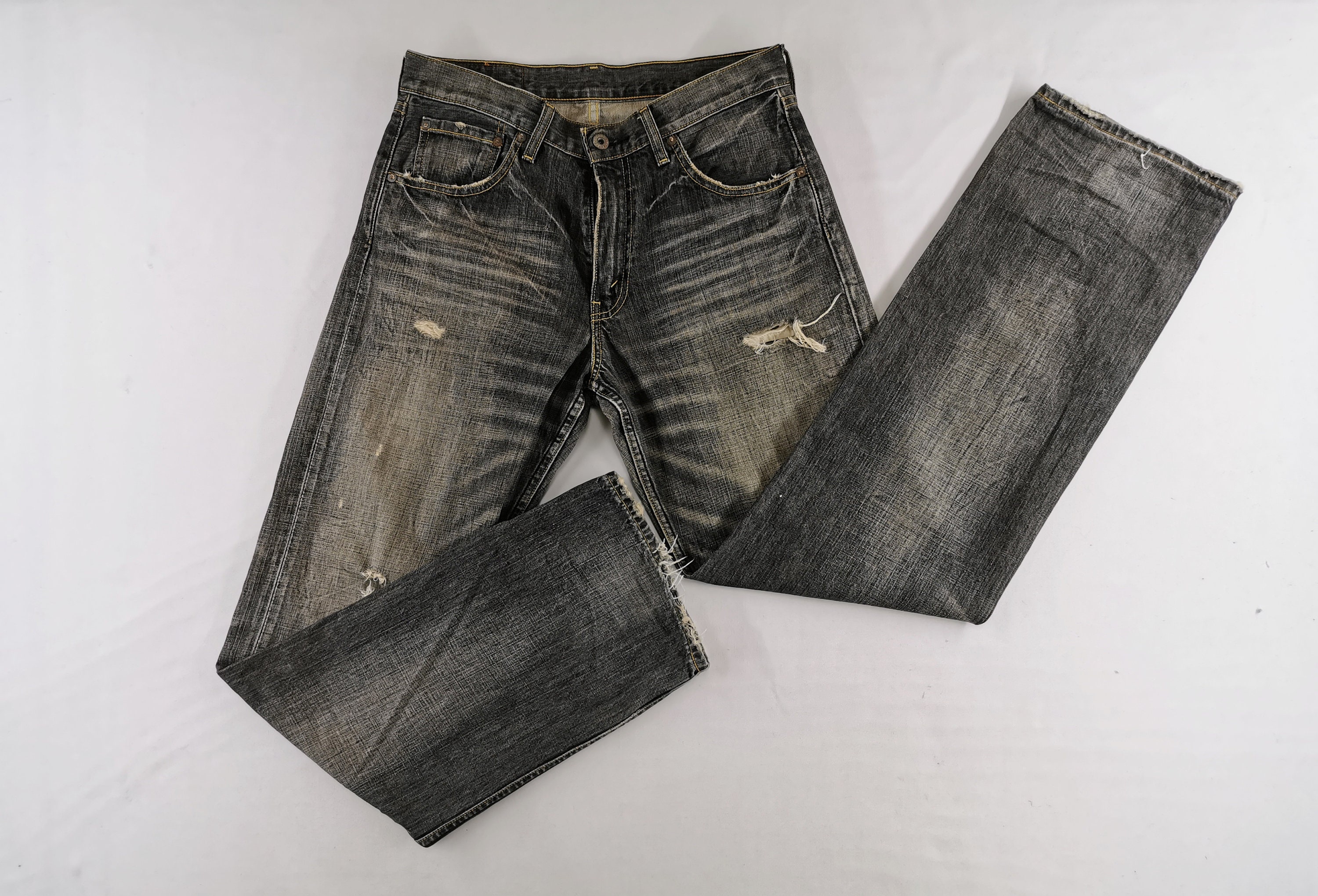 size 30 in levis