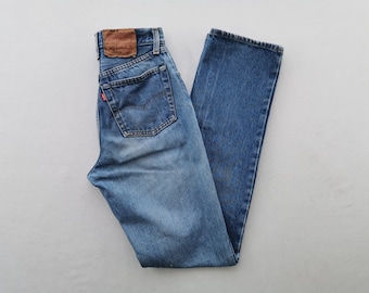 Levis 26501-0117 Jean vintage Levis 26501-0117 Jean en denim fabriqué aux États-Unis pour femme Taille 26