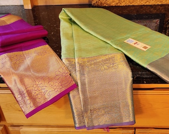 Handwoven Kanjivaram Silk Saree: Self Jacquard Weave, Copper Zari