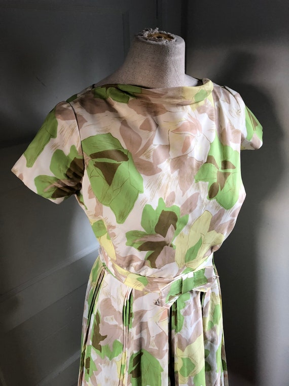 1950s Green Floral Afternoon Tea Dress- size XS/SM - image 2