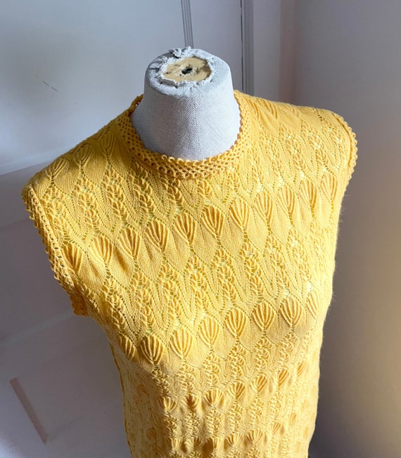 1960s Golden Yellow Lace Shift Dress- size large - image 3