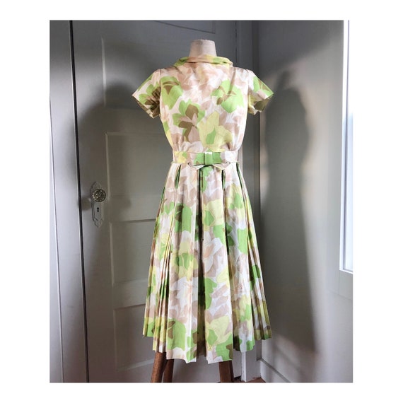 1950s Green Floral Afternoon Tea Dress- size XS/SM - image 1