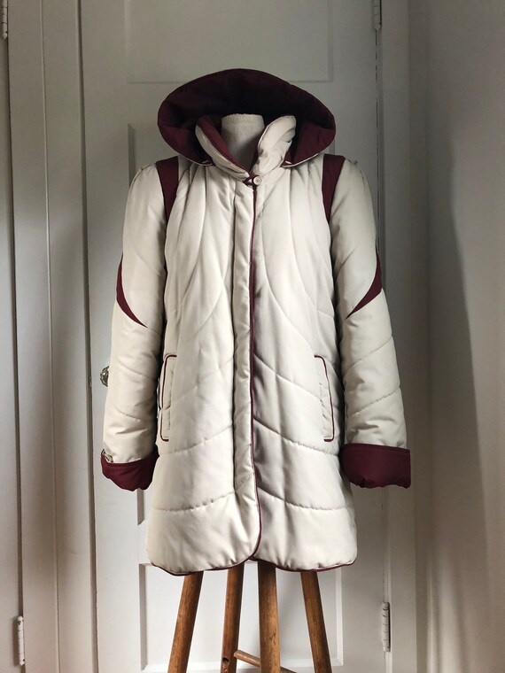 1980s Classic Quilted Hooded Puffy Coat- size med/